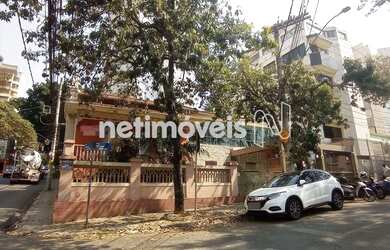 Imagem: O depósito possui 420m² de Área e está localizado em Santo