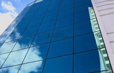 Imagem: O apartamento e possui 4 Dormitórios, Suítes, 1 Banheiro