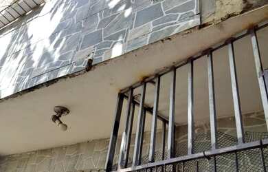 Imagem 2: Vendo uma casa. 72m² de Área, 2 Banheirose2 Dormitórios