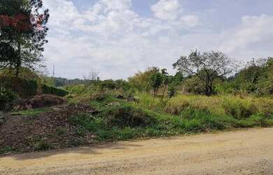 Imagem: O terreno à venda possui 2132m² de Área e está localizado