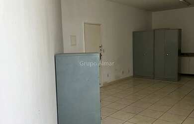 Imagem: O depósito possui 38m² de Área e está localizado em Centro