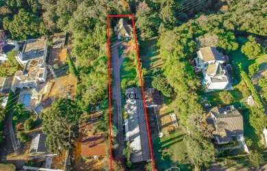 Imagem: A chácara possui 3.454m² de Área e está localizado em Taboão