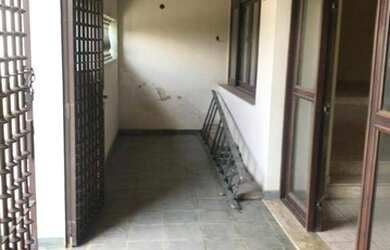 Imagem: A casa em condomínio possui 4 Dormitórios, 4 Banheiros, 5