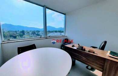 Imagem: O depósito possui 1 Vaga na garagem, 23m² de Área e está