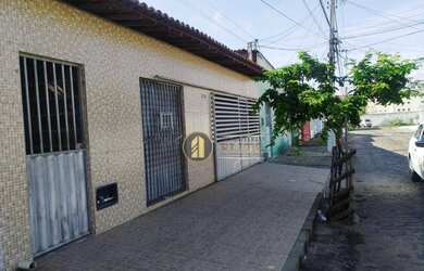 Imagem: Casa com 2 dormitórios, 192 m² - venda por R$ 160.000,00 ou