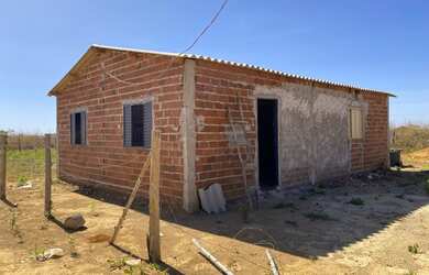 Imagem: O terreno possui 320m² de Área, Imóvel novo e está localizado