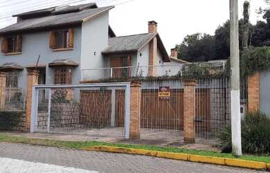 Imagem: A casa em condomínio possui 3 Dormitórios, 4 Banheiros, 3