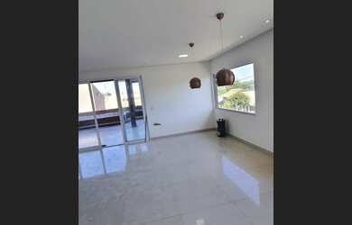 Imagem 4: Ótima casa a venda no Condominio Damha 4 toda reformada