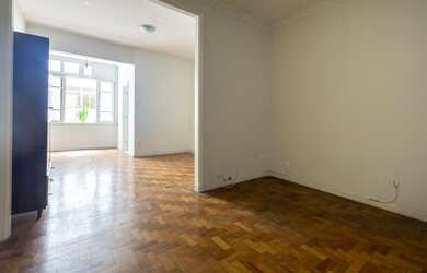 Imagem: A kitnet possui 2 Banheiros, 42m² de Área e está localizado