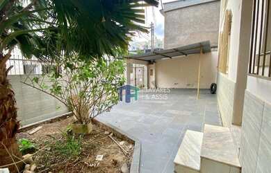 Imagem 2: Casa com 4 dormitórios - venda por R$ 680.000,00 ou aluguel por R$ 2.100,00/mês...