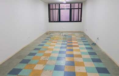 Imagem: O depósito possui 35m² de Área e está localizado em Centro