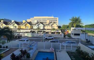 Imagem: A casa em condomínio possui 4 Dormitórios, 4 Banheiros, 4