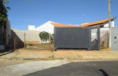 Imagem: O terreno possui 272m² de Área e está localizado em Centro