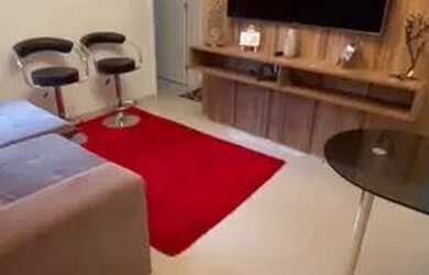 Imagem: O apartamento possui 2 Dormitórios, 1 Banheiro, 2 Vagas na