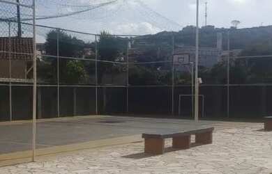 Imagem: O apartamento possui 3 Dormitórios, 1 Banheiro, 1 Vaga na garagem