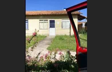 Imagem: A casa em condomínio possui 2 Dormitórios, 1 Banheiro, 2 Vagas