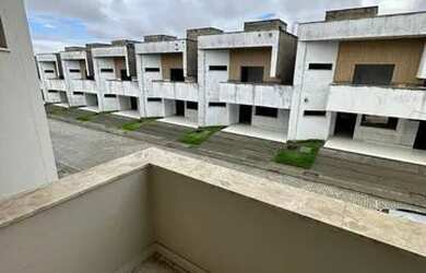 Imagem: A casa em condomínio possui 3 Dormitórios, 4 Banheiros, 143m²