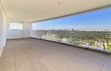 Imagem: O apartamento possui 4 Dormitórios, 5 Banheiros, 3 Vagas na