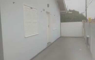 Imagem 11: Alugo casa de alvenaria mobiliada,anual ou temporário,em Tubarão SC