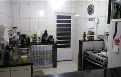 Imagem: A casa possui 2 Dormitórios, 1 Banheiro e 55m² de Área e