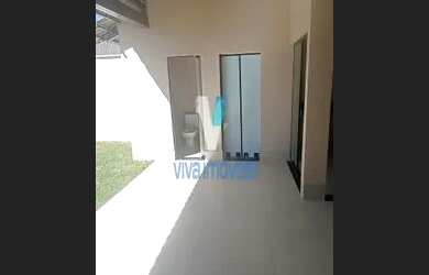 Imagem: A casa possui 3 Dormitórios, 2 Banheiros e 120m² de Área