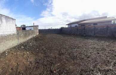 Imagem: O terreno possui 253m² de Área e está localizado em Ilha