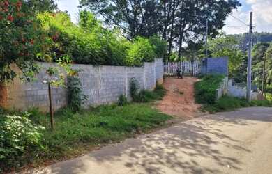 Imagem: O terreno possui 1.100m² de Área e está localizado em Parque