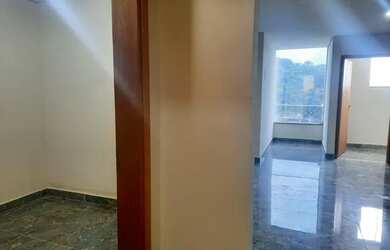 Imagem: O depósito possui 1 Vaga na garagem, 60m² de Área e está