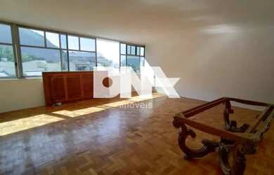 Imagem 8: 4 quartos reformado. Imóvel novo, 206m² de Área, 1 Vaga na garageme4...