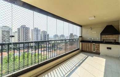 Imagem: O apartamento possui 4 Dormitórios, 5 Banheiros, 4 Vagas na