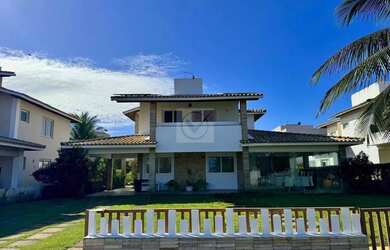 Imagem: A casa em condomínio possui 4 Dormitórios, 2 Banheiros, 3