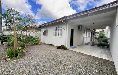 Imagem 1: CASA no JARDIM IRIRIÚ com 3 quartos para VENDA, 103 m²