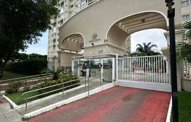 Imagem: O apartamento possui 1 Dormitório, 1 Banheiro, 1 Vaga na garagem