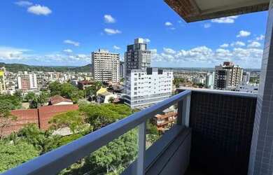 Imagem: O apartamento possui 2 Dormitórios, 2 Banheiros, 2 Vagas na