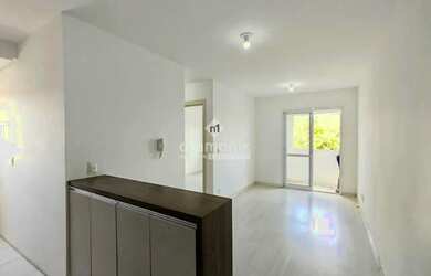 Imagem: O apartamento possui 2 Dormitórios, 1 Banheiro, 2 Vagas na