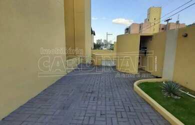 Imagem 15: apartamento de dois dormitórios sendo um suíte com uma vaga de garagem