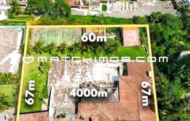 Imagem 5: Portogalo Angra, frente praia, heliponto, quadra poli