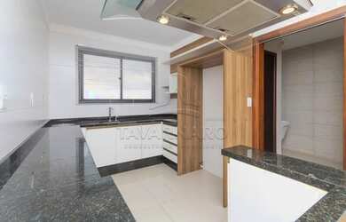 Imagem 8: Apartamento central. Imóvel mobiliado, Guarda roupa, 178m² de Áreae1...