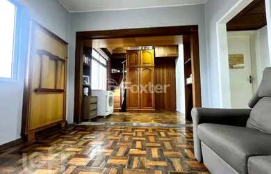 Imagem: O apartamento possui 2 Dormitórios, 1 Banheiro, 49m² de Área