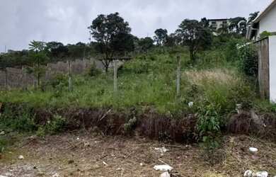 Imagem: O terreno possui 694m² de Área e está localizado em Nova