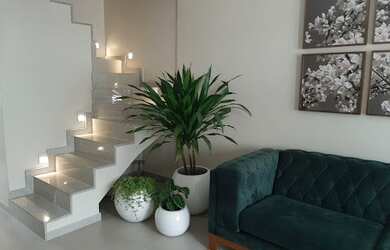 Imagem: A casa em condomínio possui 3 Dormitórios, 3 Banheiros, 1