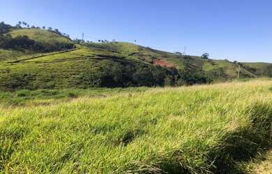 Imagem: O terreno possui 602m² de Área e está localizado em Cascata