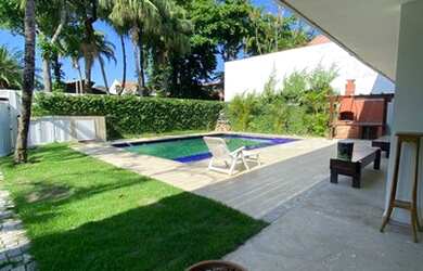 Imagem 2: SANTA HELENA. Varanda, Guarda roupa, 1.100m² de Áreae3 Vagas na garagem