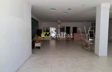 Imagem: O depósito possui 200m² de Área e está localizado em Boqueirão