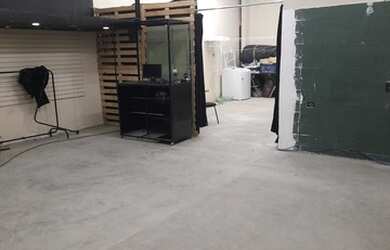 Imagem: O depósito possui 110m² de Área e está localizado em Centro