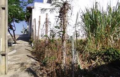 Imagem: O terreno possui 200m² de Área e está localizado em Esplanada