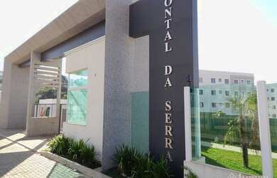 Imagem: O apartamento possui 2 Dormitórios, 1 Banheiro, 1 Vaga na garagem