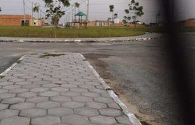 Imagem: O terreno possui 160m² de Área e está localizado em Barreirinhas