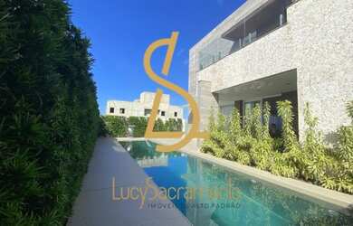 Imagem: A casa em condomínio possui 5 Dormitórios, 5 Banheiros, 4