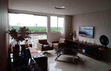 Imagem: O apartamento possui 3 Dormitórios, 1 Banheiro, 1 Vaga na garagem